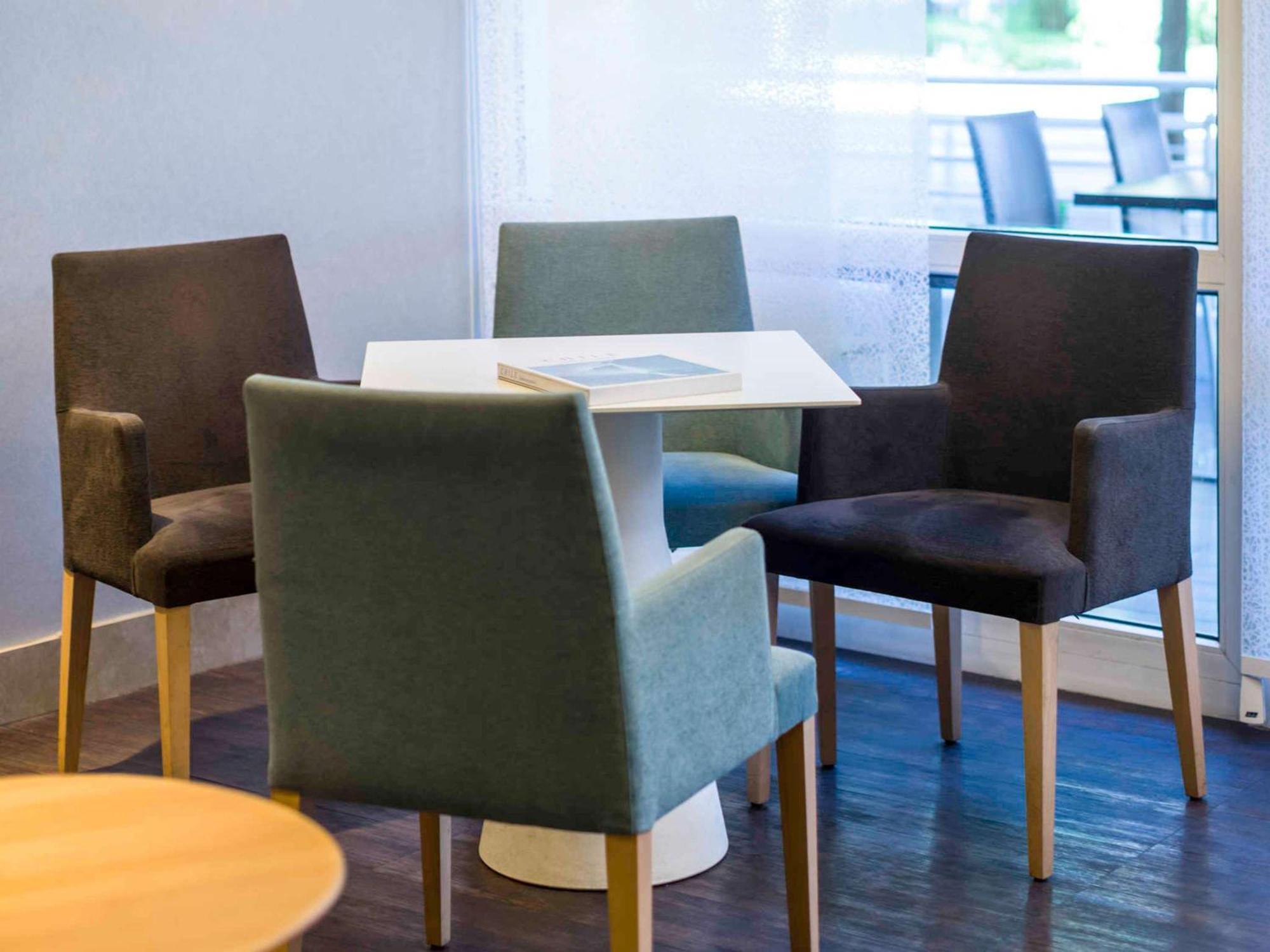 Novotel Santiago Vitacura Экстерьер фото