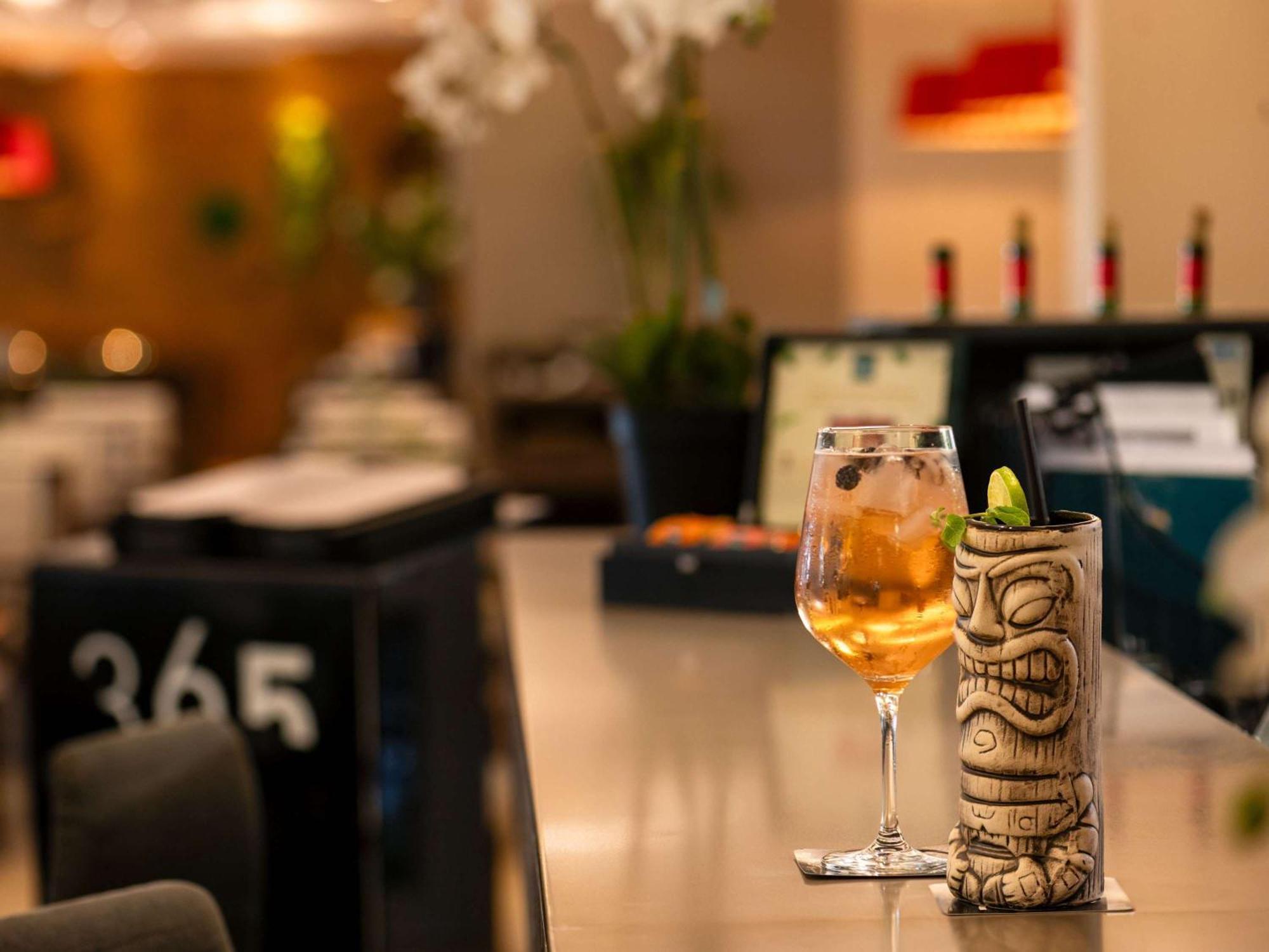 Novotel Santiago Vitacura Экстерьер фото