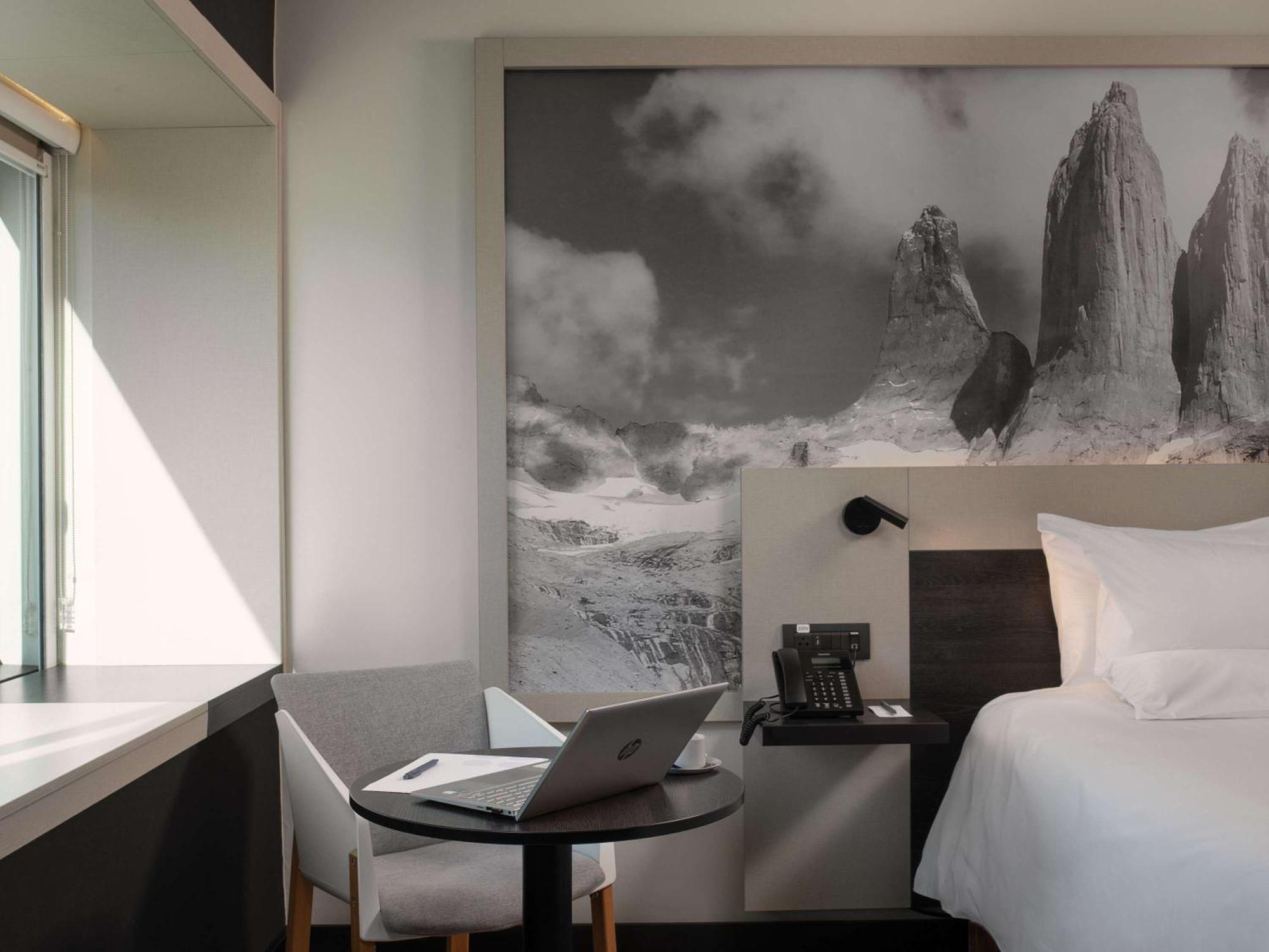 Novotel Santiago Vitacura Экстерьер фото