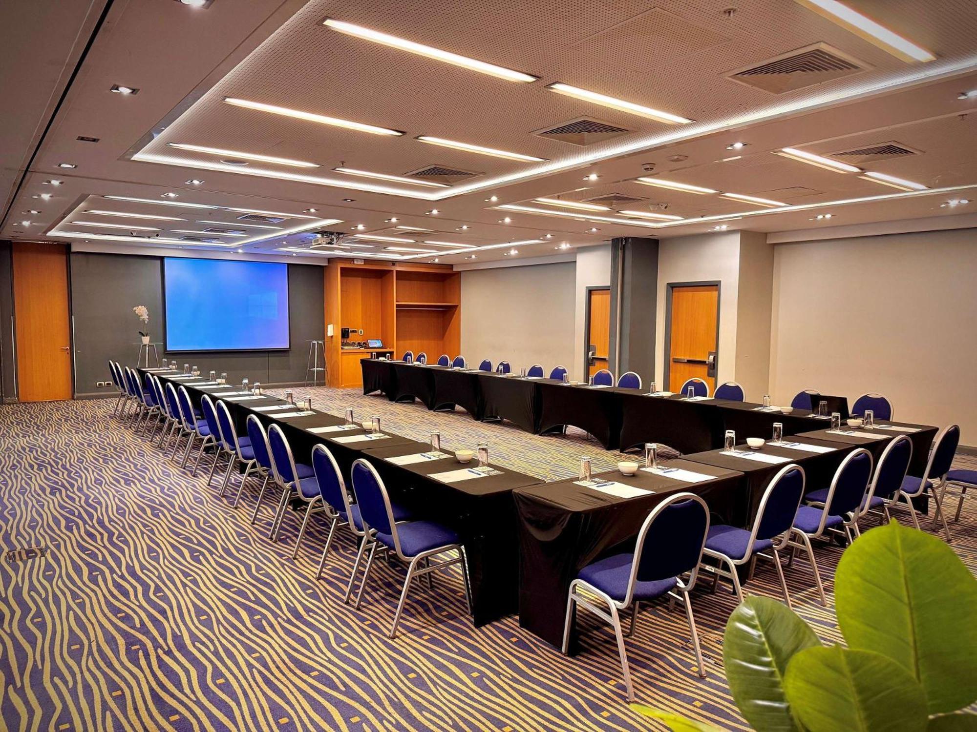 Novotel Santiago Vitacura Экстерьер фото